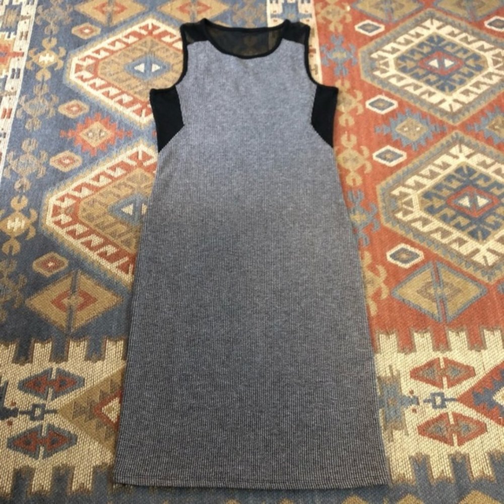 🔴 Olive+Oak gray body con dress Small